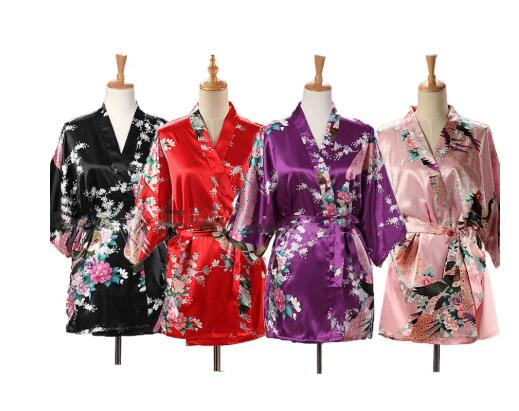 Women'S Kimono Accessories - كيمونو ياباني نسائي برباط وطبعة طاووس