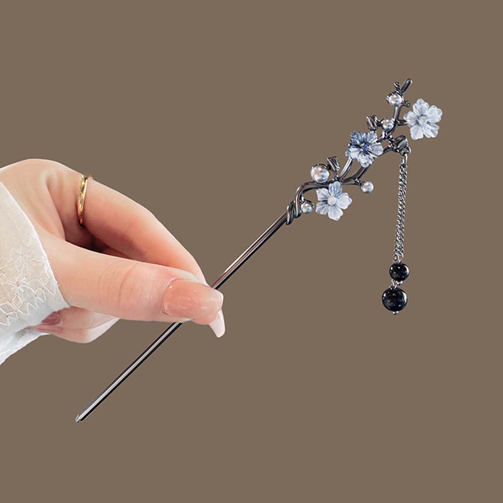 Pearl Hair Pin - دبابيس شعر معدنية سوداء على الطراز