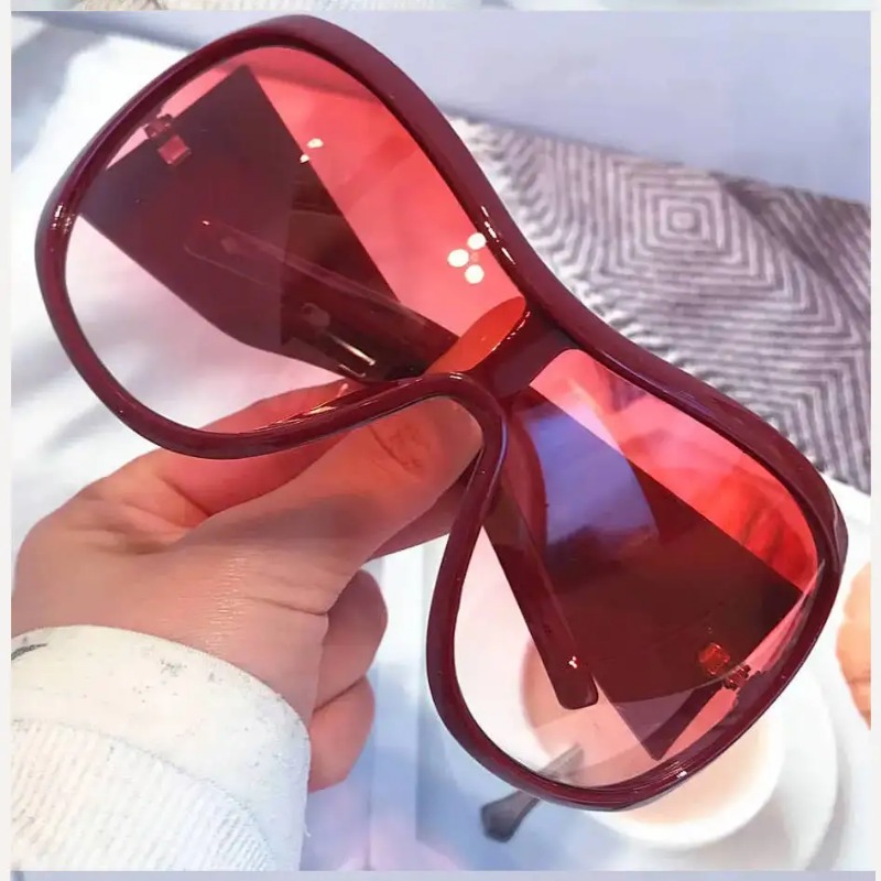 Sunglasses Oversized Square - نظارات شمسية كبيرة الحجم من ون