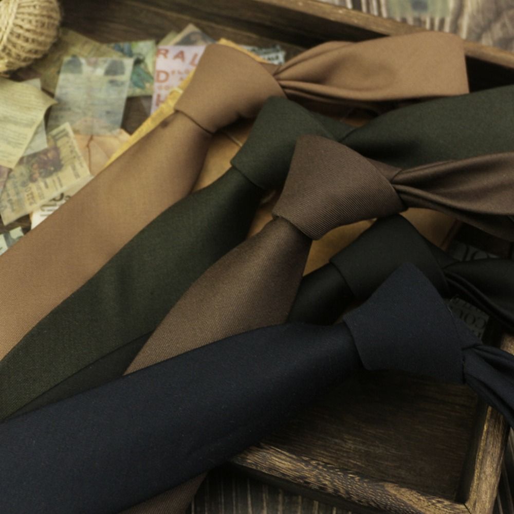 ربطة عنق بلون موحد قابلة للتعد - مراجعة Women Accessories Business وسعره