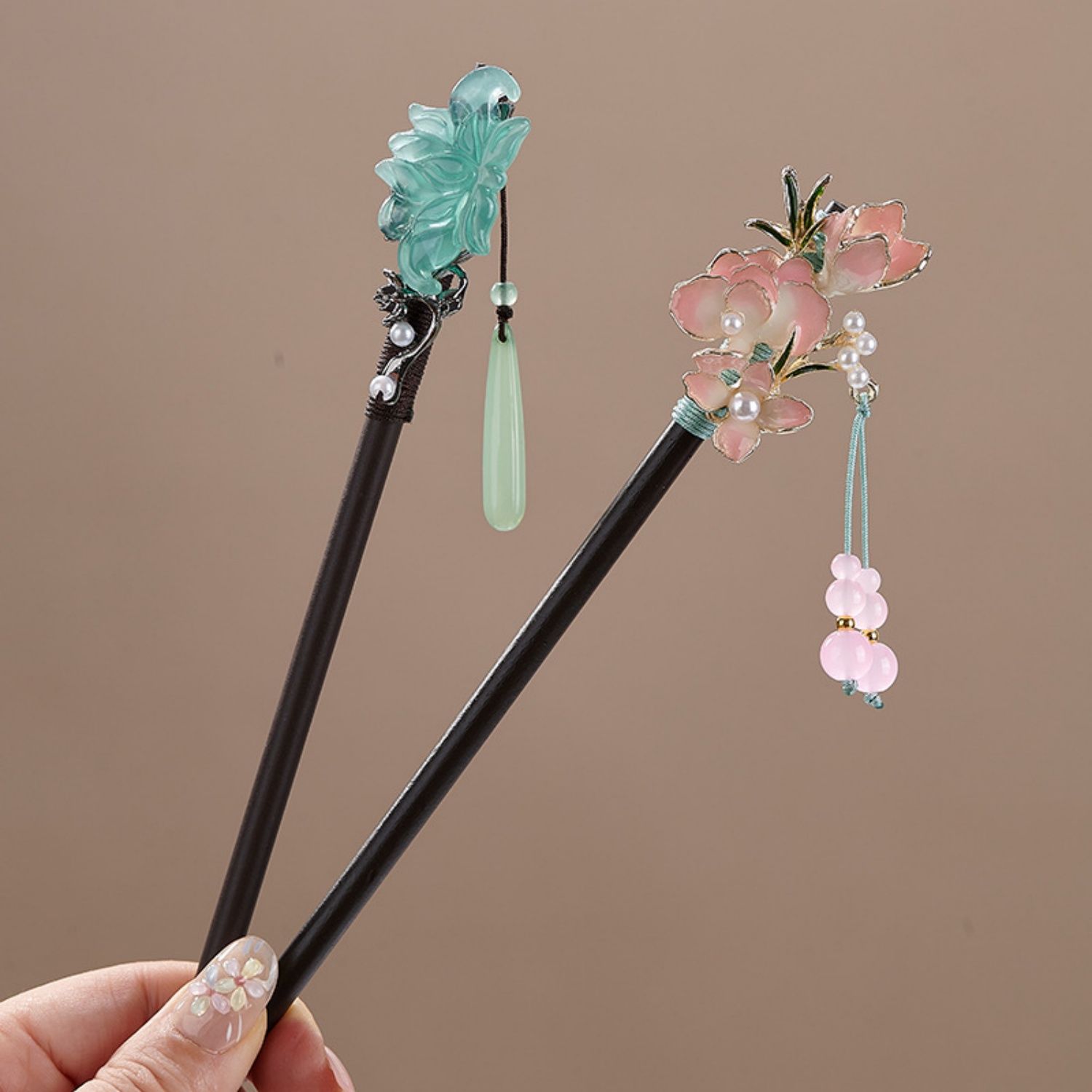 دبوس شعر خشبي بتصميم زهور عتيق - مراجعة Pearl Hair Pin وسعره
