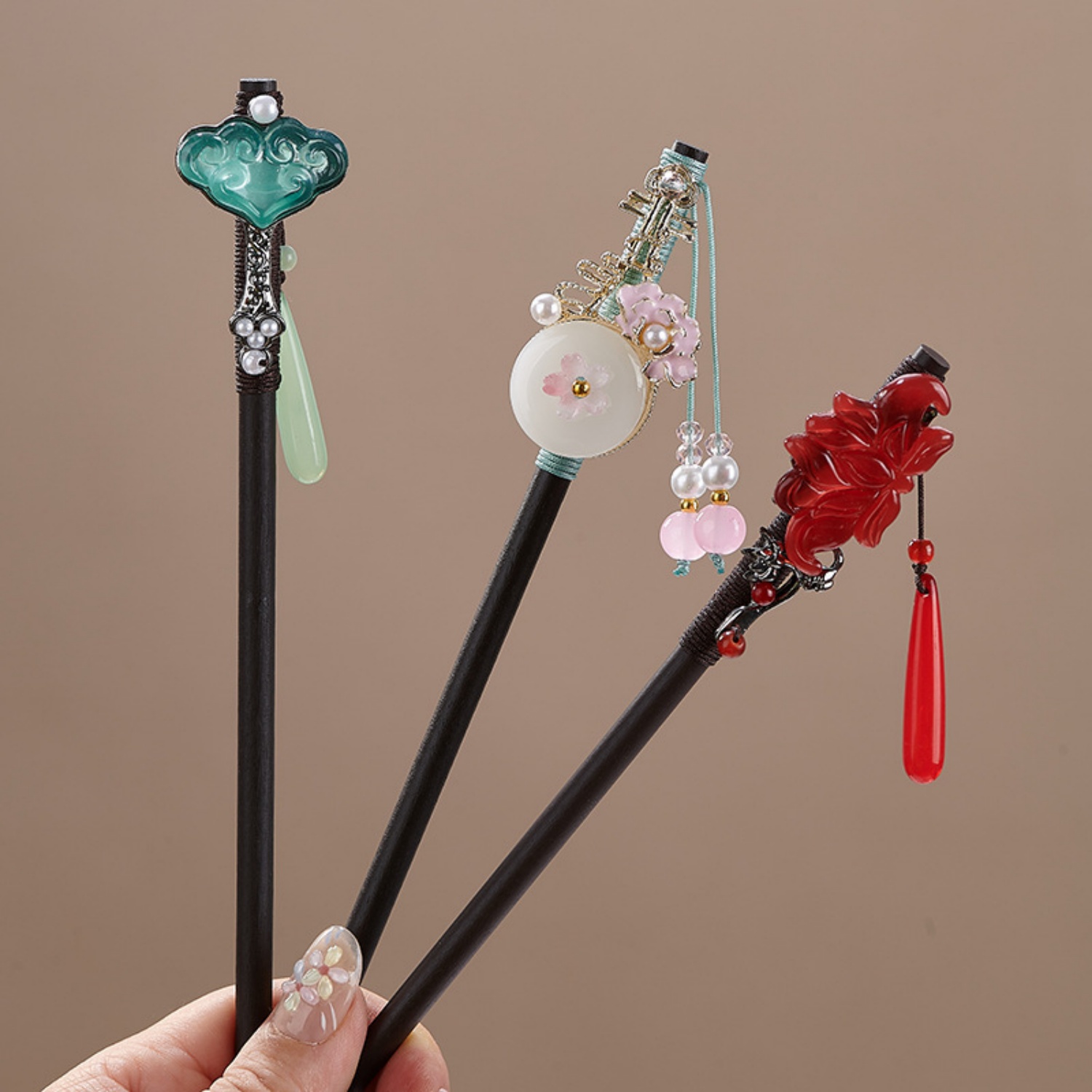 دبوس شعر خشبي بتصميم زهور عتيق - مراجعة Pearl Hair Pin وسعره