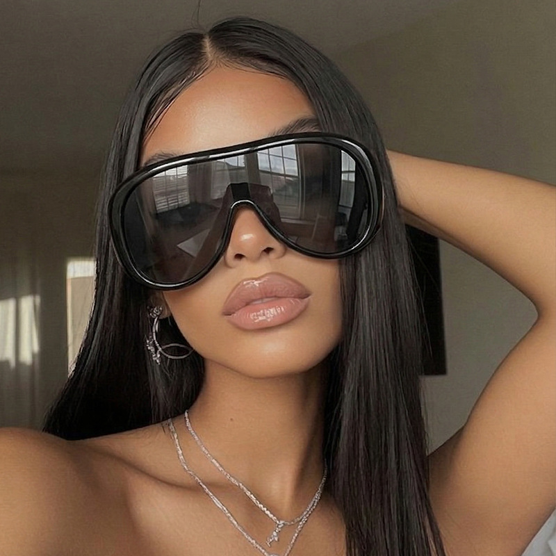 نظارات شمسية كبيرة الحجم بتصمي - مراجعة Sunglasses Oversized Square وسعره