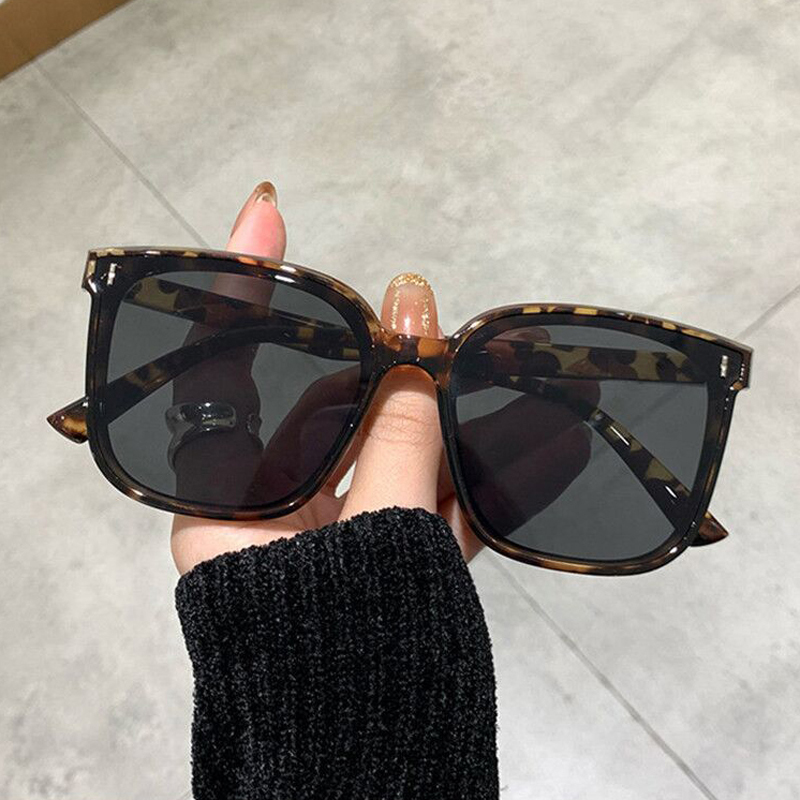 نظارات شمسية مربعة عتيقة الطرا - مراجعة Sunglasses Oversized Square وسعره