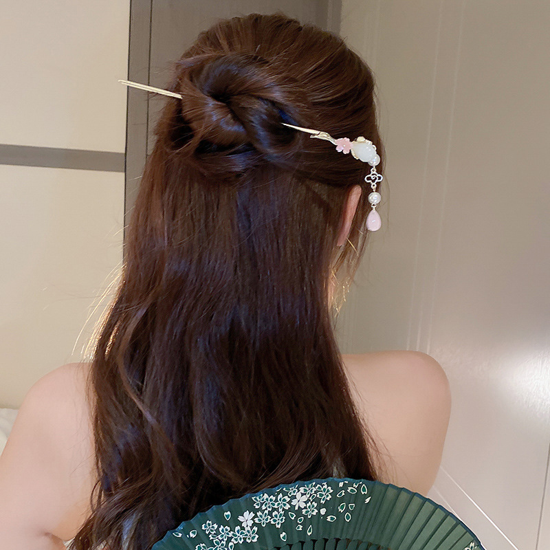 دبوس شعر عتيق الطراز مزين بالز - مراجعة Pearl Hair Pin وسعره