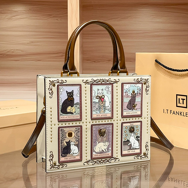 حقيبة يد نسائية فاخرة من الجلد - مراجعة Women Accessories Business وسعره