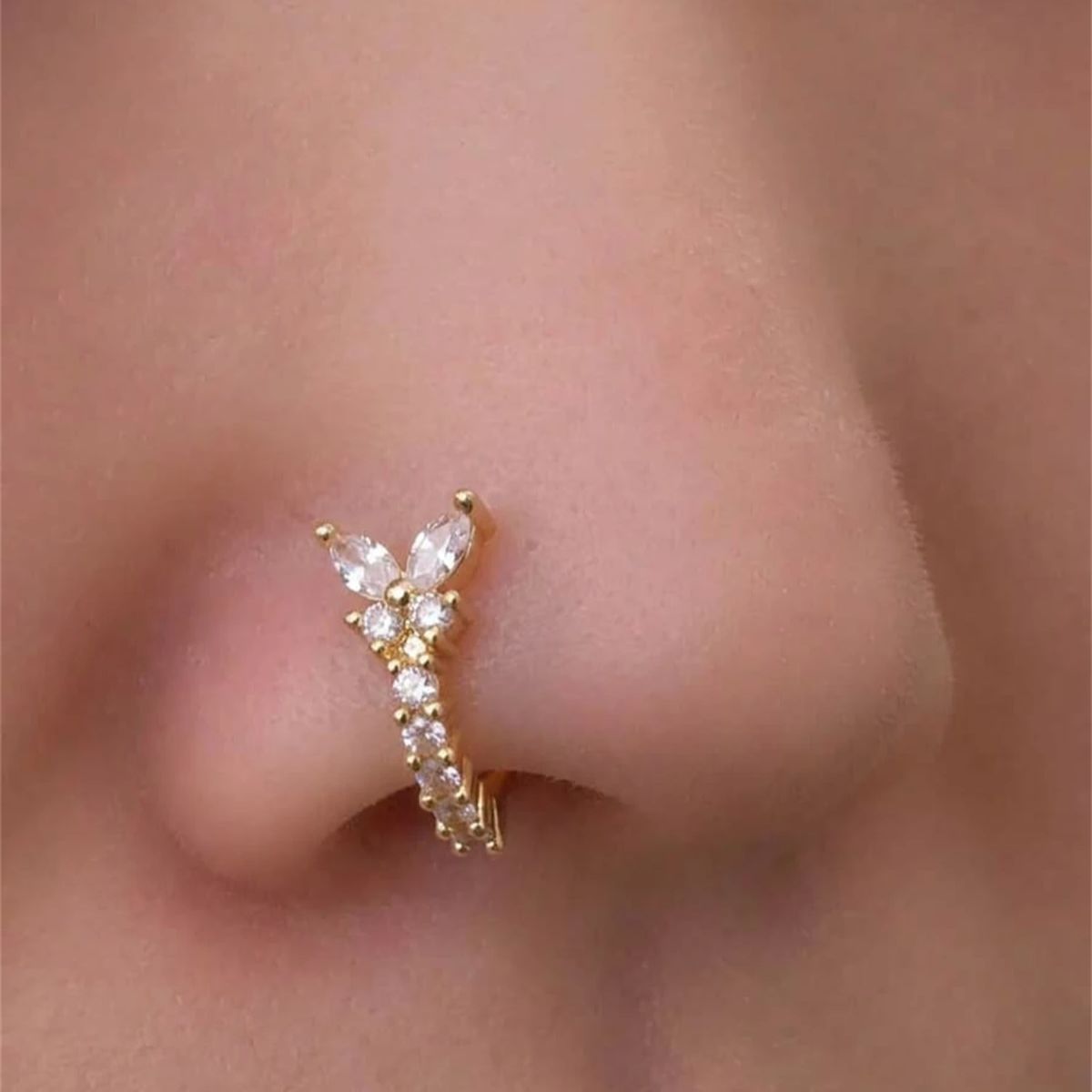 مشبك أنف على شكل حرف Y بدون ثق - مراجعة Women Accessories Sale وسعره